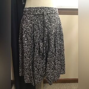 🌴WORTHINGTON BROWN AND WHITE MIDI FLARE SKIRT 14